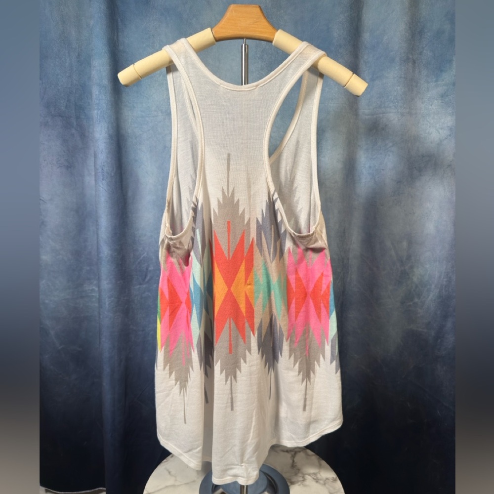 Patterned Tank - Picture 2 of 4